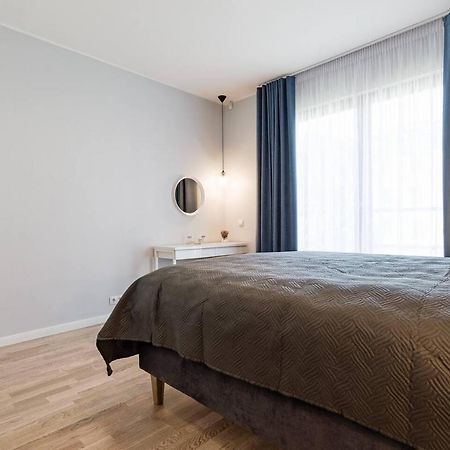 Central Apartments, Quiet With Free Parking And Ac. Tallinn Exterior photo