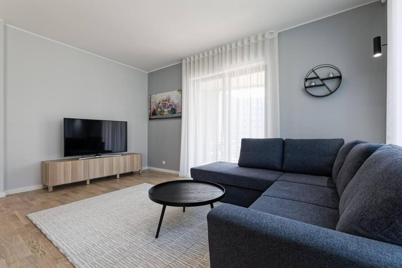 Central Apartments, Quiet With Free Parking And Ac. Tallinn Exterior photo