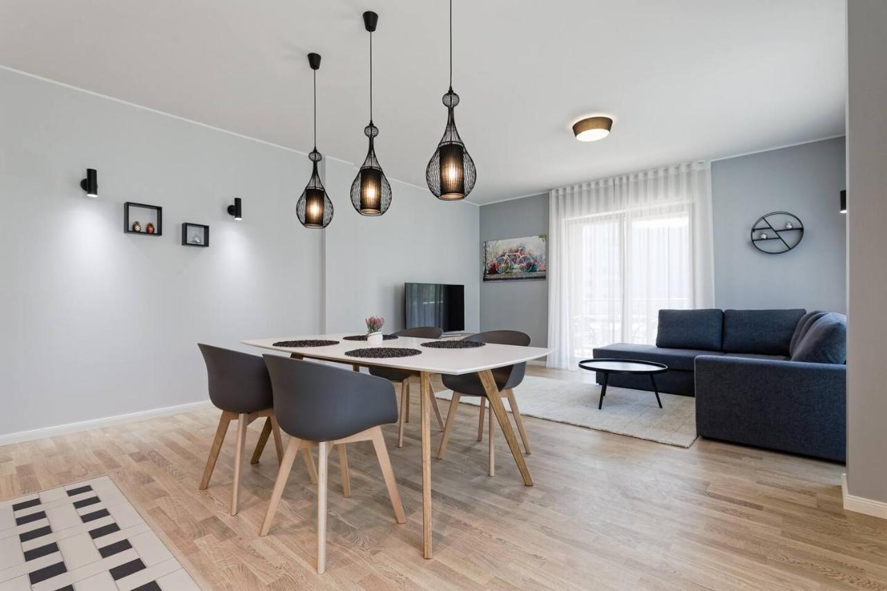 Central Apartments, Quiet With Free Parking And Ac. Tallinn Exterior photo