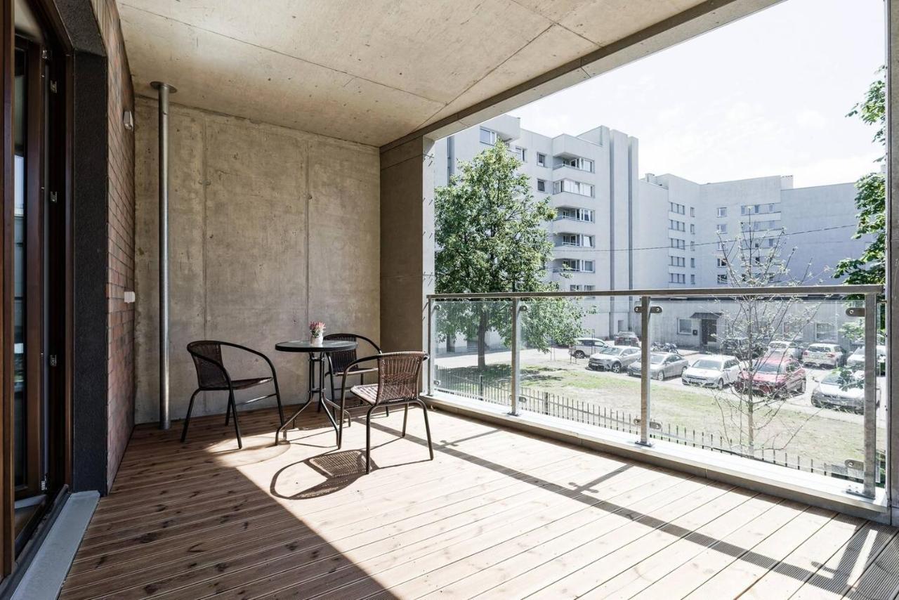 Central Apartments, Quiet With Free Parking And Ac. Tallinn Exterior photo